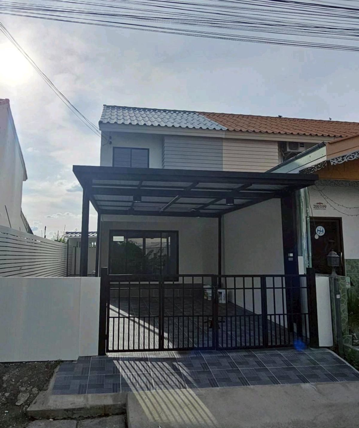 For SaleTownhomePathum Thani,Rangsit, Thammasat : Sell ​​Townhouse, Eua Arthorn, Rangsit, Khlong 9, renovated, new, beautiful at the cover, ready to be behind the corner