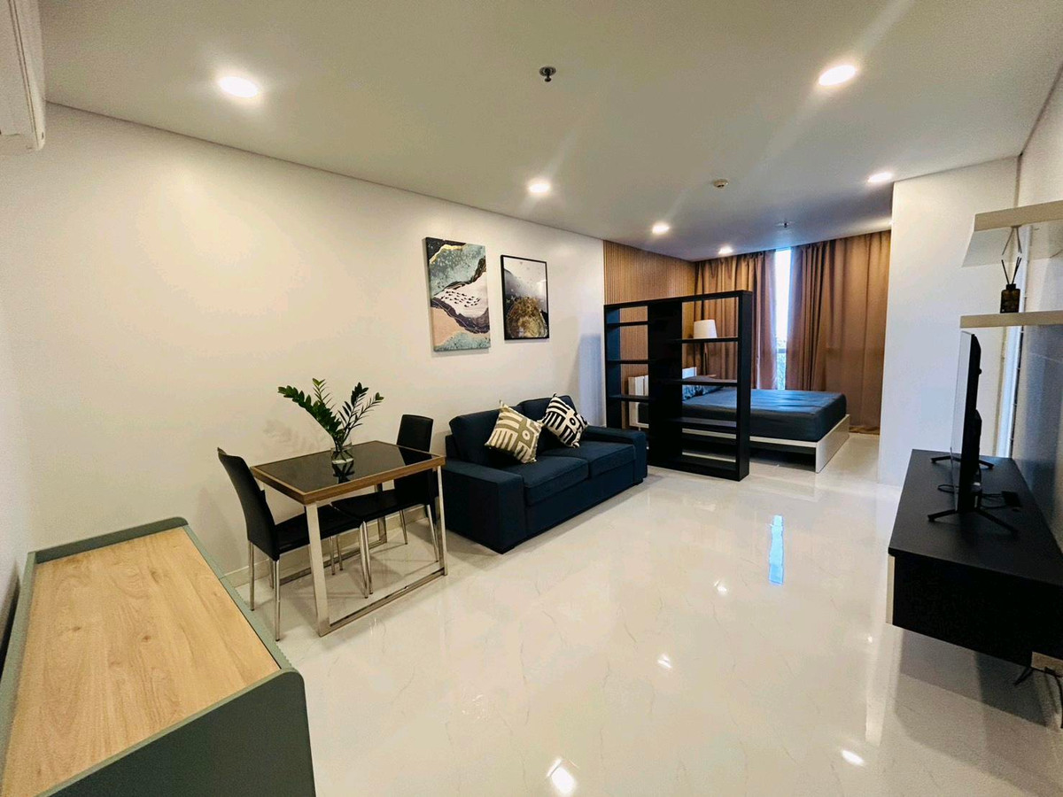 ให้เช่าคอนโดอ่อนนุช อุดมสุข : Studio 38 ตรม  คอนโด Le Luk ให้เช่าเดือนละ 19,000 บาท สุขุมวิท 71 BTS พระโขนง 