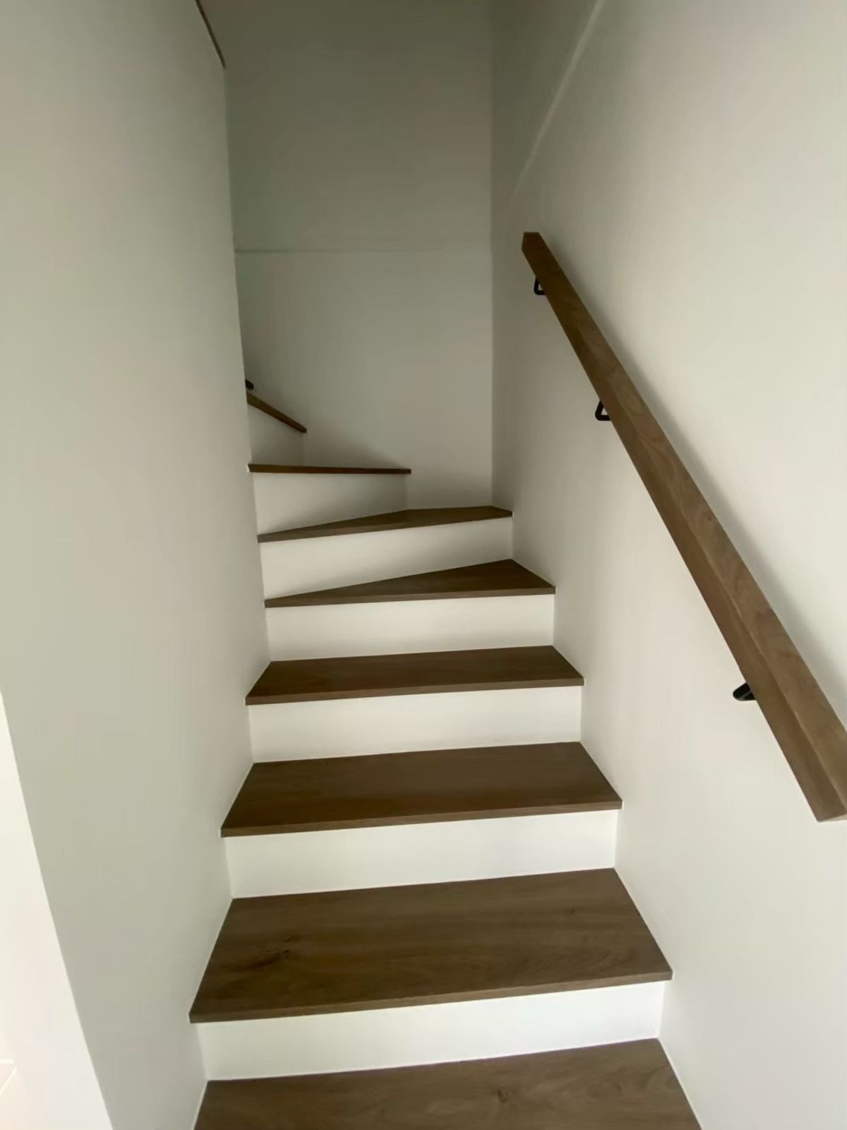 For SaleTownhomeBangna, Bearing, Lasalle : Sell ​​The Connect Bangna-Type Modish. Price 3,190,000 baht. Sold with YID 7.52% 💰 (about 20,000 baht/month rental) FIFA 087-808-3690