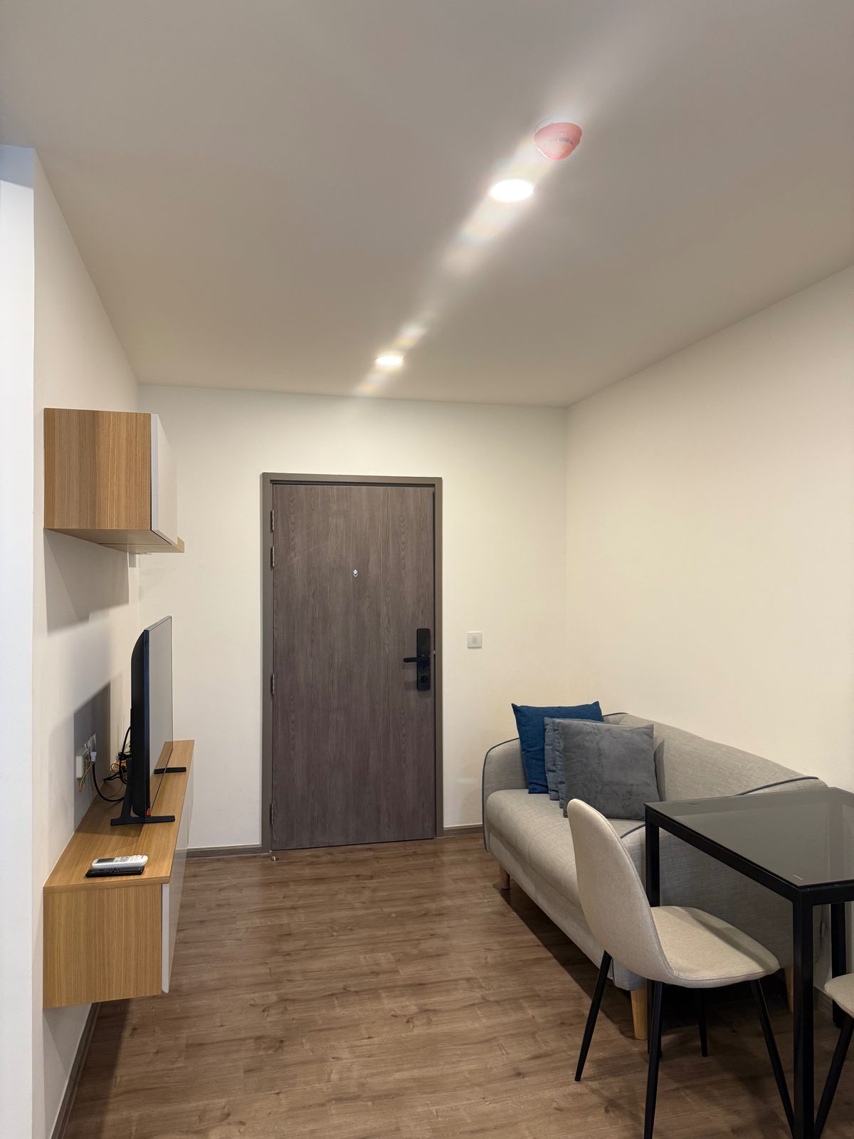 CondoPinklao, Charansanitwong : [SALE/RENT] Aspire Pinklao - Arunammarin ✨Ready to Move. The new room has never been rented.