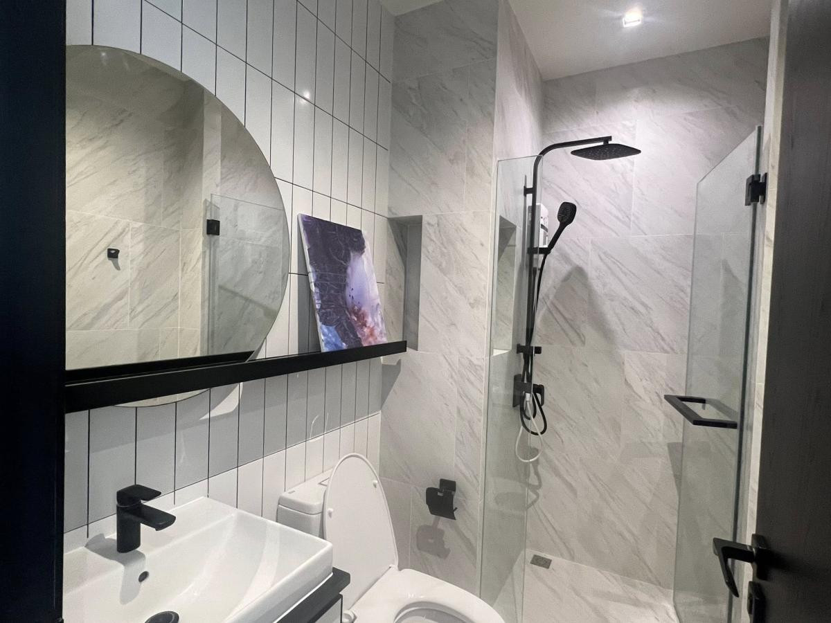 For RentCondoWongwianyai, Charoennakor : For Rent Condo , Chapter Charoennakhorn-Riverside , river view , BTS-Krung Thon Buri , Bang Lamphu Lang , Khlong San , Bangkok , CX-133703