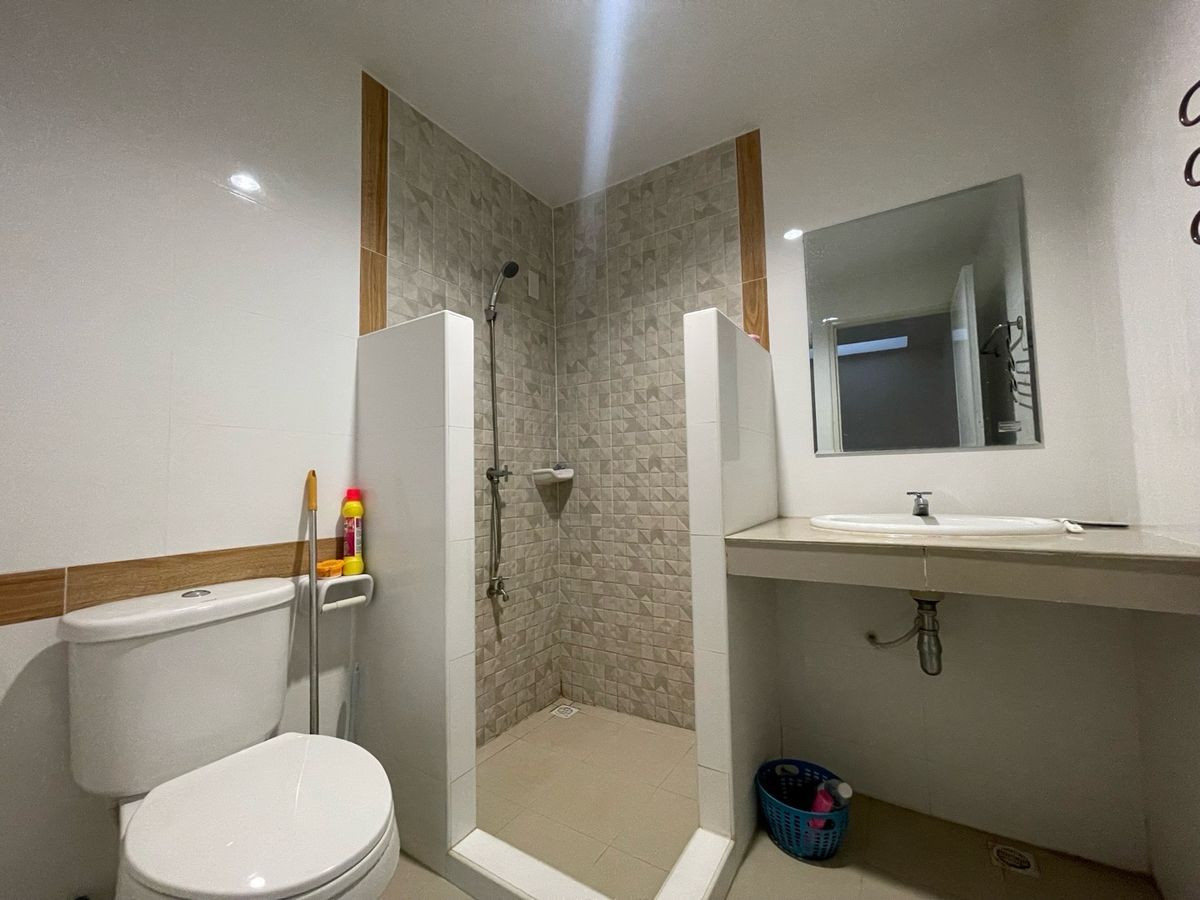 For RentTownhomeLadkrabang, Suwannaphum Airport : Rent a townhome, Ban Phisan, Suvarnabhumi, 2/1 (Bang Chalong) project, near Hua Chiew University, only 10 minutes