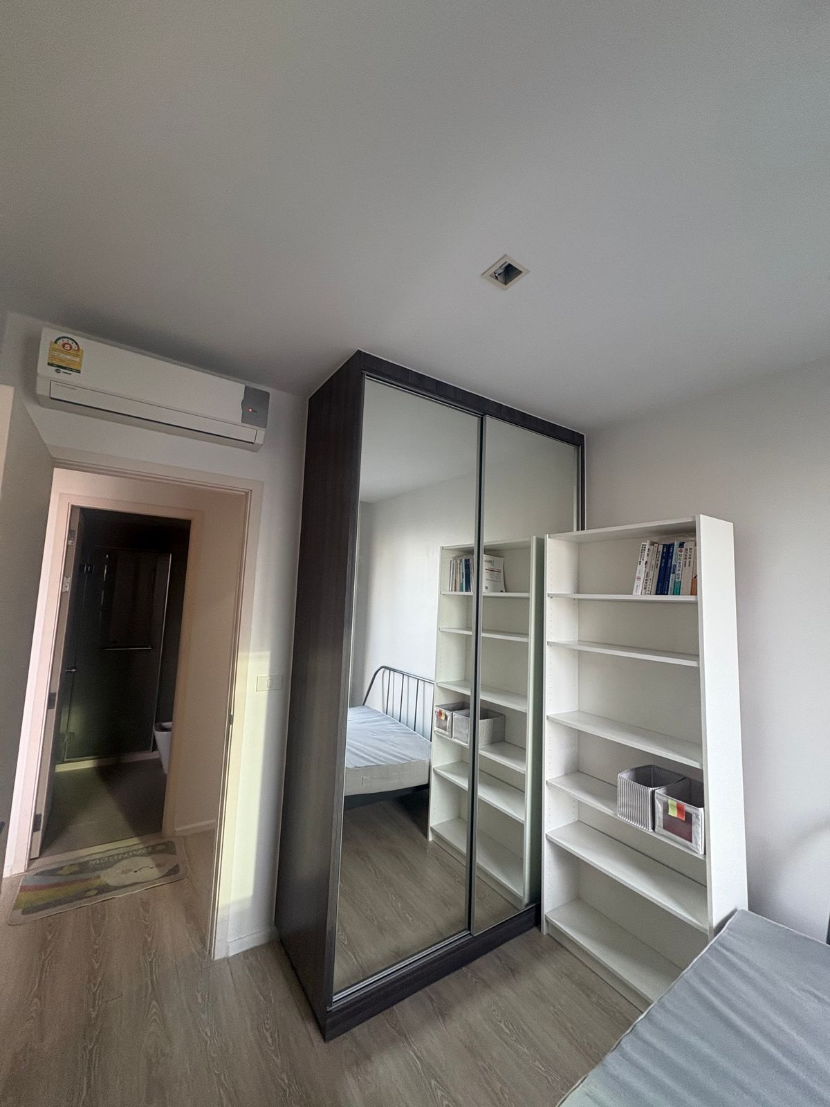 For RentCondoRatchadapisek, Huaikwang, Suttisan : ⚡️Flash Deal, the cheapest in the building ⚡️quin Ratchada 17, near MRT Sutthisan 2B2B 65 SQM 32,000.