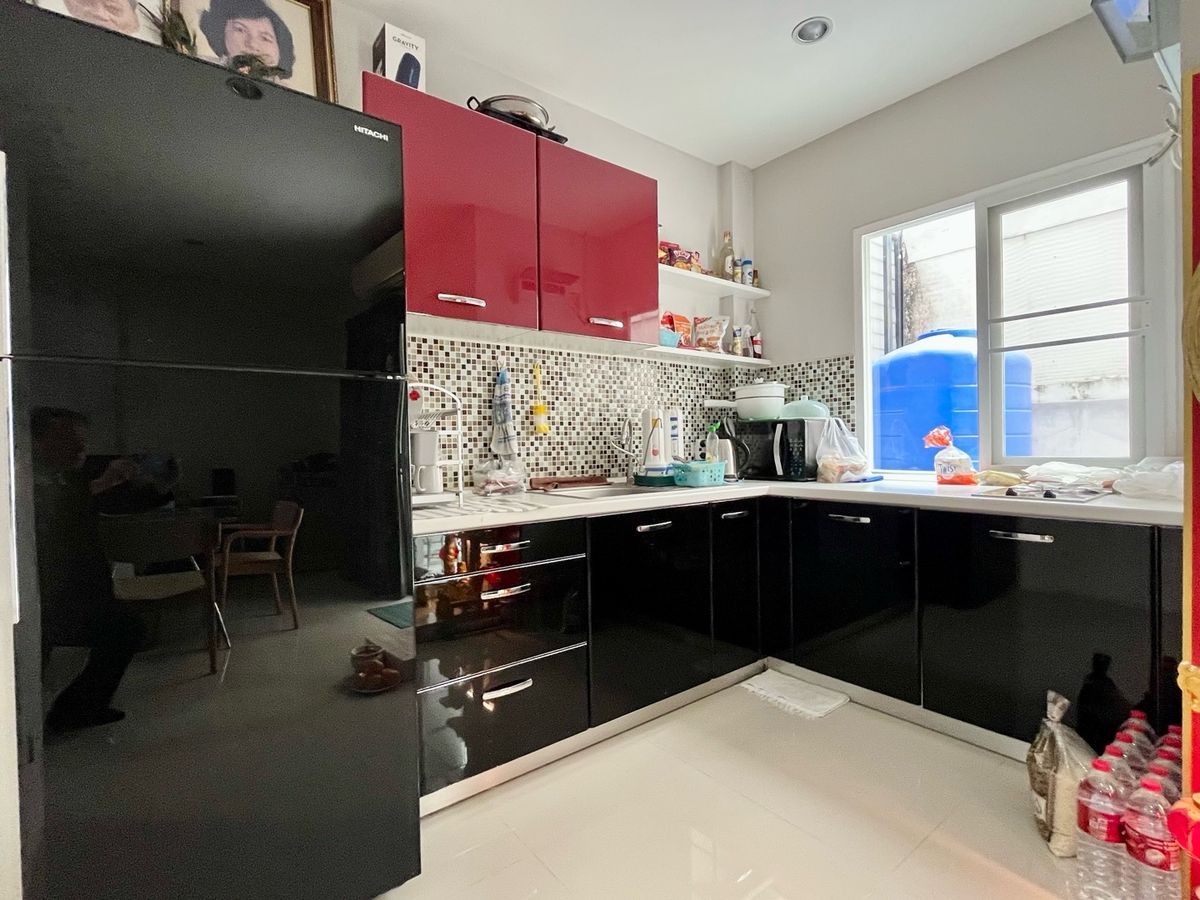 For SaleTownhomePattanakan, Srinakarin : Sell ​​Townhome, Soi Phatthanakan 44,38, EXCh. Beautiful like an angel