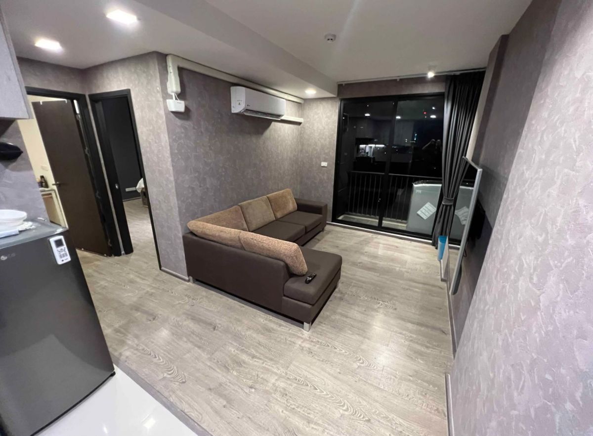 For SaleCondoKasetsart, Ratchayothin : ⚡️Low Rise 2 Middle 4.95MB Near Central Ladprao ⚡️lyss Ratchayothin 49 SQM 2B2B Selling price Loss 4.95 MB only.