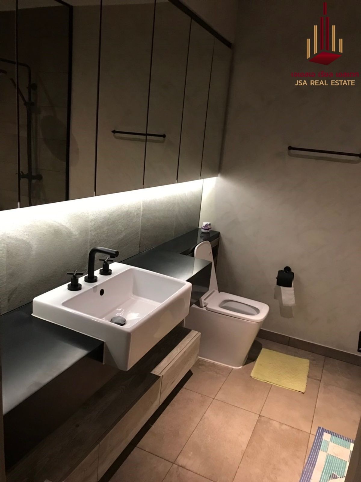 ขายคอนโดสุขุมวิท อโศก ทองหล่อ : ✨ ขาย The Lofts Asoke ราคา 7.8 M ห้อง 1B/1B