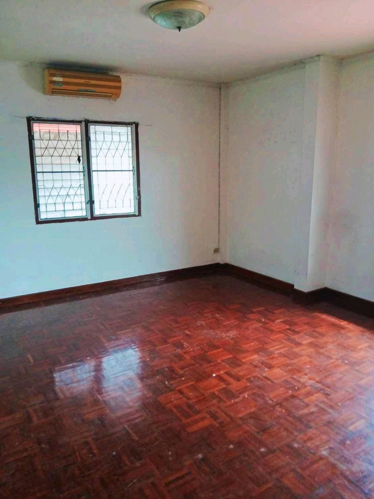 For SaleHousePhutthamonthon, Salaya : House for sale behind the corner of Preecha Phutthamonthon Sai 4, an area of ​​60 sq.w. in front of the house Project on Road 4