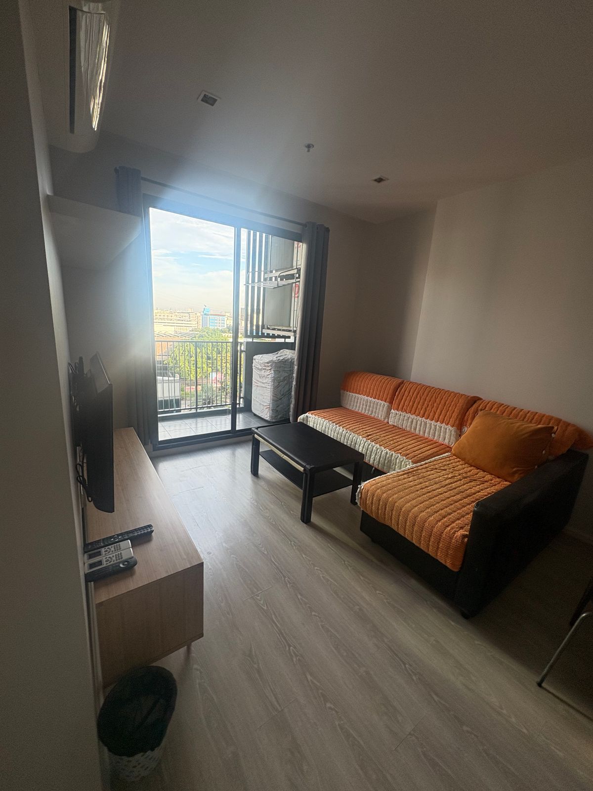 For RentCondoRatchadapisek, Huaikwang, Suttisan : ⚡️Flash Deal, the cheapest in the building ⚡️quin Ratchada 17, near MRT Sutthisan 2B2B 65 SQM 32,000.