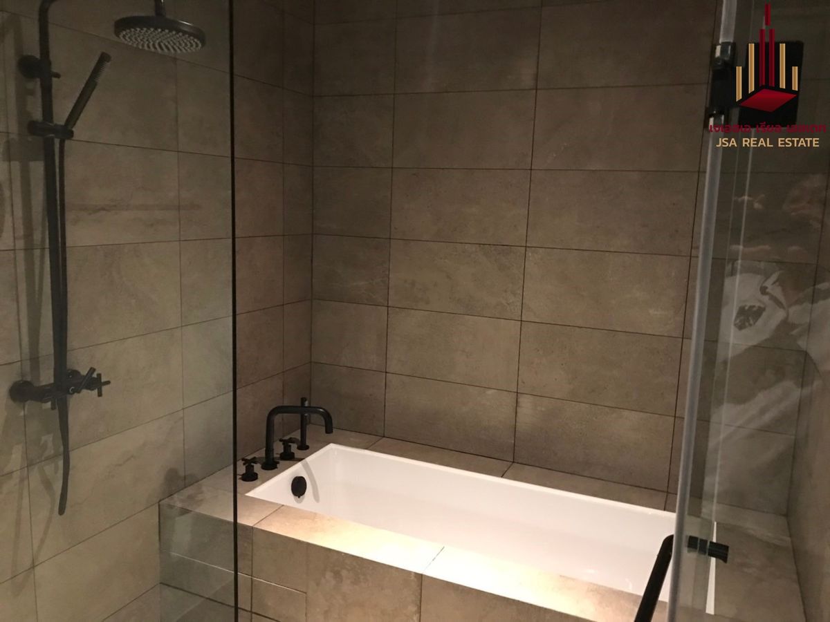 ขายคอนโดสุขุมวิท อโศก ทองหล่อ : ✨ ขาย The Lofts Asoke ราคา 7.8 M ห้อง 1B/1B