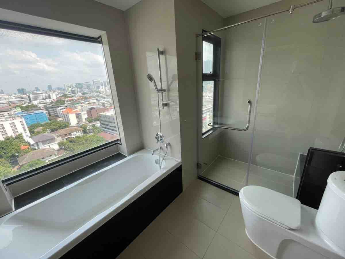 CondoRatchathewi,Phayathai : Rent/sell ★ Supalai Premier Ratchathewi ★ 100 sq m., 14th floor (2 bedroom, 2 bathroom), ★ near BTS Ratchathewi ★ near Siam Center, Siam Square, Siam Paragon ★ Many amenities ★ Complete electrical appliances