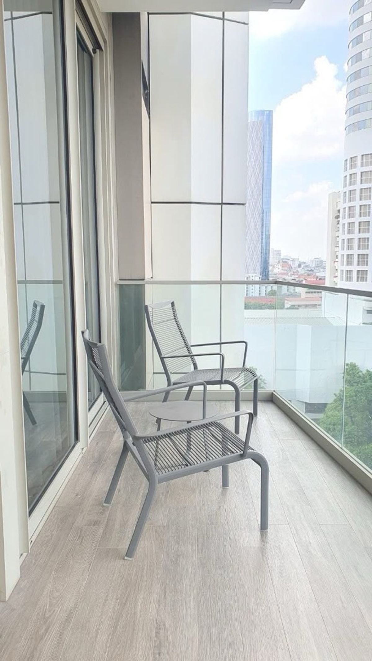 ให้เช่าคอนโดวงเวียนใหญ่ เจริญนคร : 📢👇 คอนโดหรูริมแม่น้ำ ณ Magnolia Waterfront Residences ติดแลนด์มาร์คชื่อดังไอคอนสยาม วิวแม่น้ำจากระเบียง ดีไซน์ทันสมัย เพลิดเพลินกับวิวพลุในทุกโอกาส เฟอร์นิเจอร์ครบ พร้อมเข้าอยู่ได้ทันที