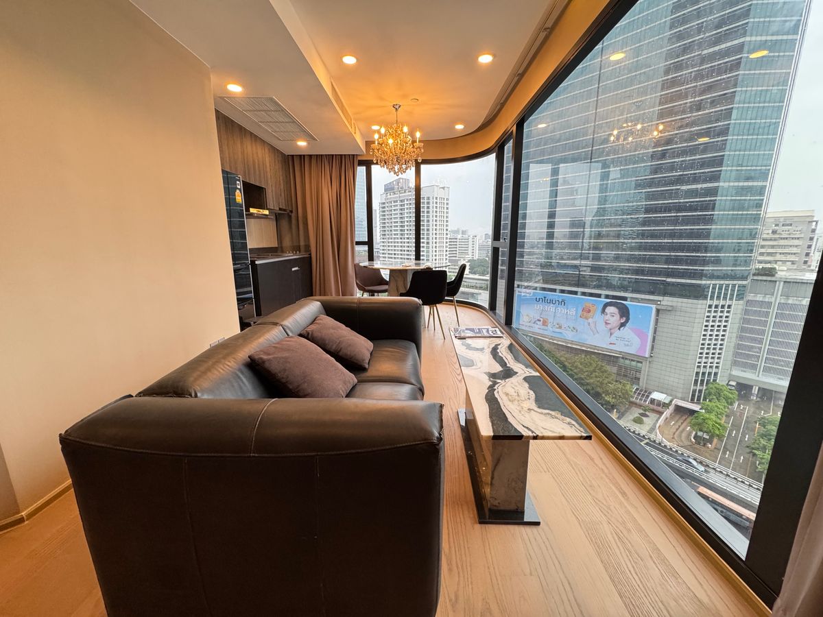 ขายคอนโดสยาม จุฬา สามย่าน : ขายด่วน แอชตัน จุฬา-สีลม 2 นอน 2 น้ำ 2 ที่จอดรถ ห้องใหม่ ไม่เคยเข้าอยู่ สภาพดี พร้อมเฟอร์ ไม่มี Defect เข้าอยู่ได้เลย