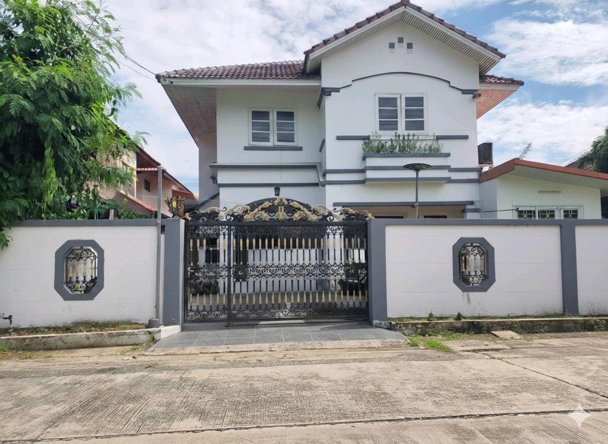 For SaleHousePhutthamonthon, Salaya : House for sale behind the corner of Preecha Phutthamonthon Sai 4, an area of ​​60 sq.w. in front of the house Project on Road 4
