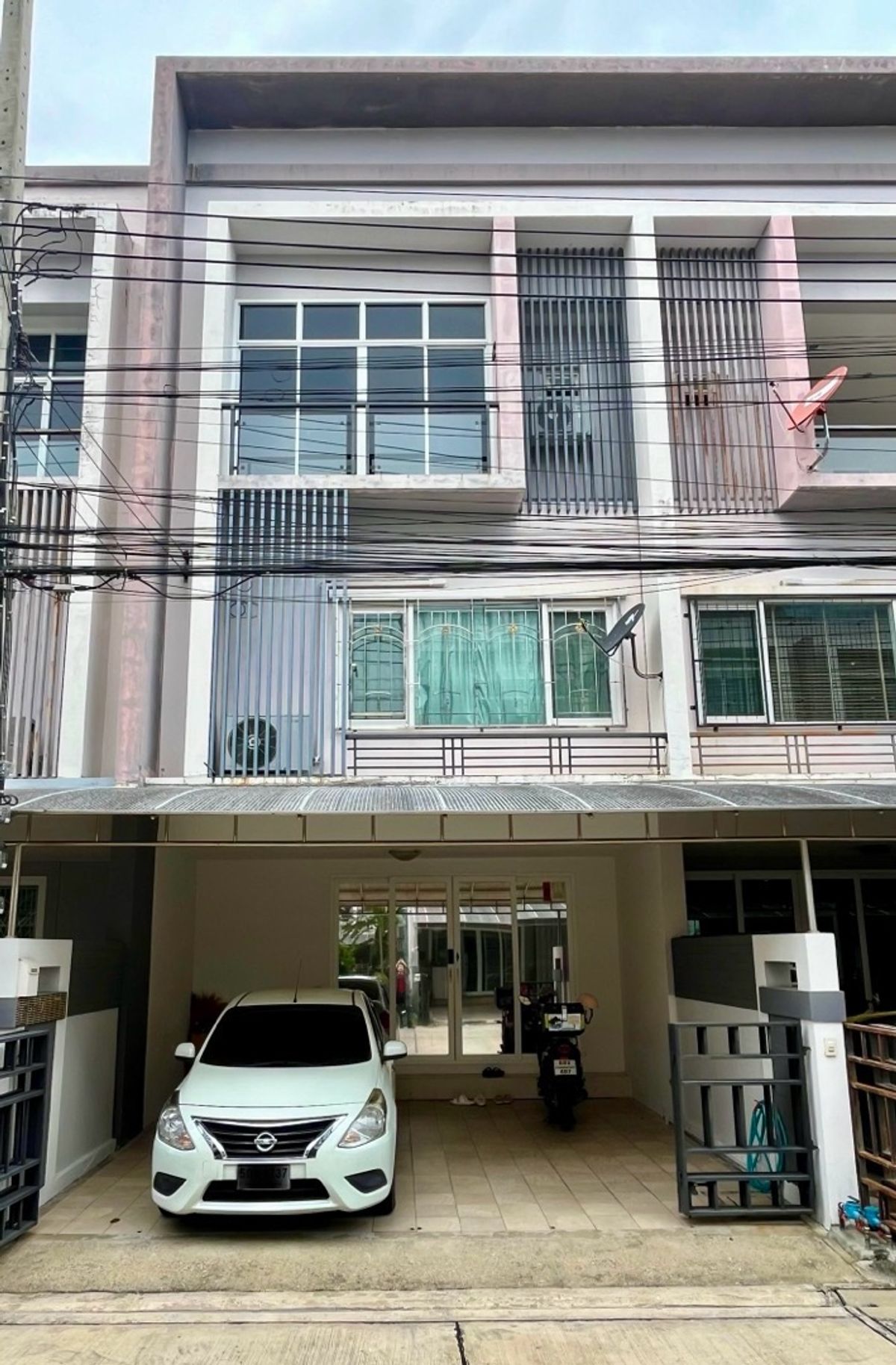 For SaleTownhomePattanakan, Srinakarin : Sell ​​Townhome, Soi Phatthanakan 44,38, EXCh. Beautiful like an angel