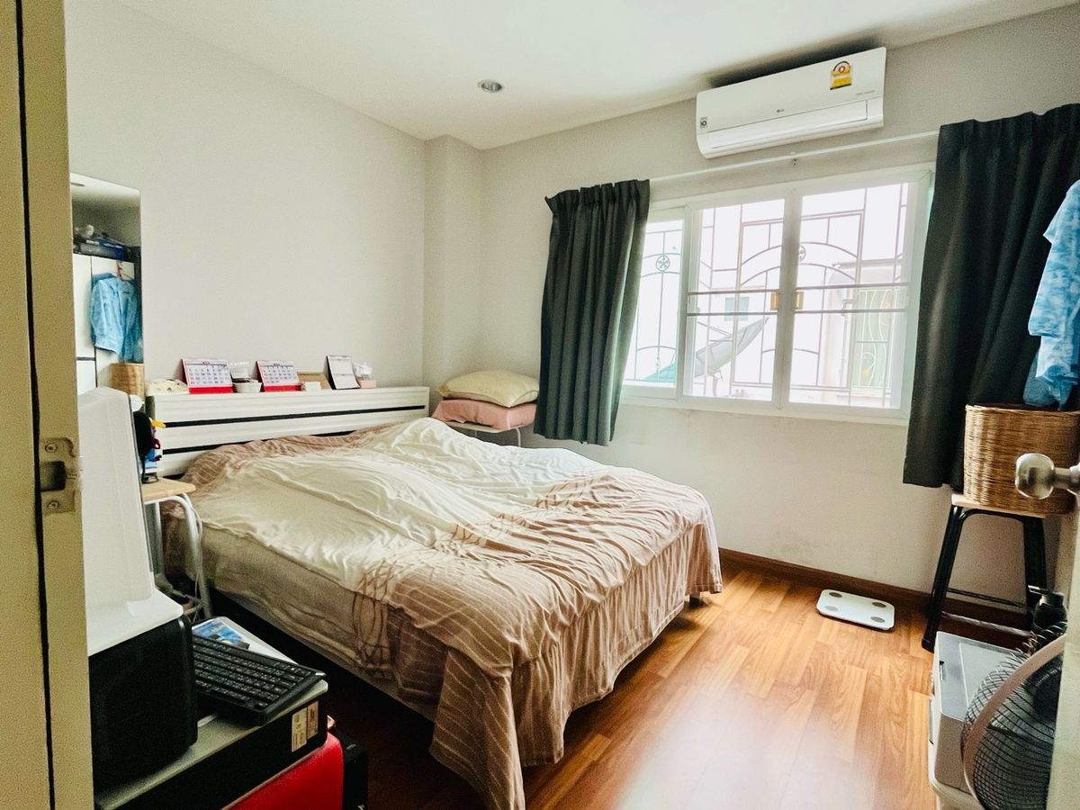 For SaleTownhomePattanakan, Srinakarin : Sell ​​Townhome, Soi Phatthanakan 44,38, EXCh. Beautiful like an angel