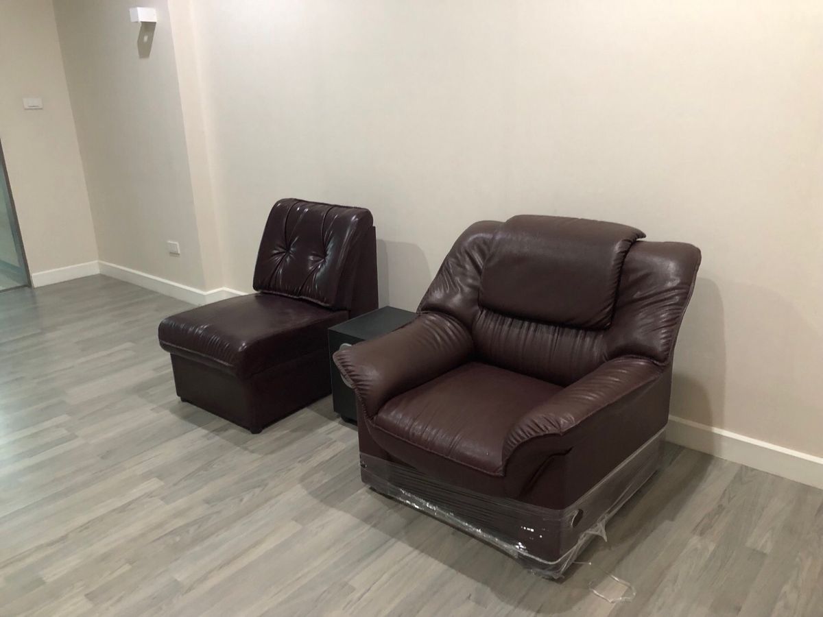 For RentCondoWongwianyai, Charoennakor : 🔥For urgent rent🔥The Room Wongwian Yai, spacious room, fully furnished, ready to move in, convenient transportation, next to BTS Wongwian Yai ❗