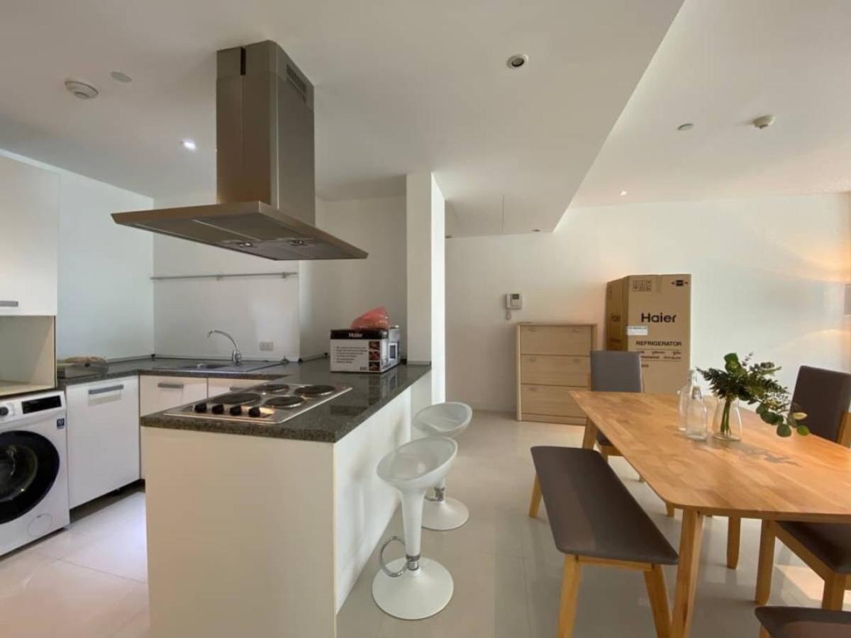 For RentCondoSukhumvit, Asoke, Thonglor : For Rent Condo , Fullerton Sukhumvit , BTS-Ekkamai , Khlong Tan Nuea , Watthana , Bangkok , CX-115892