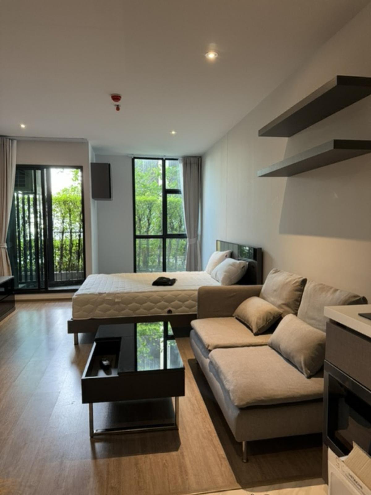 For RentCondoSukhumvit, Asoke, Thonglor : For Rent Condo , RHYTHM Ekkamai , BTS-Ekkamai , Khlong Tan Nuea , Watthana , Bangkok , CX-99608