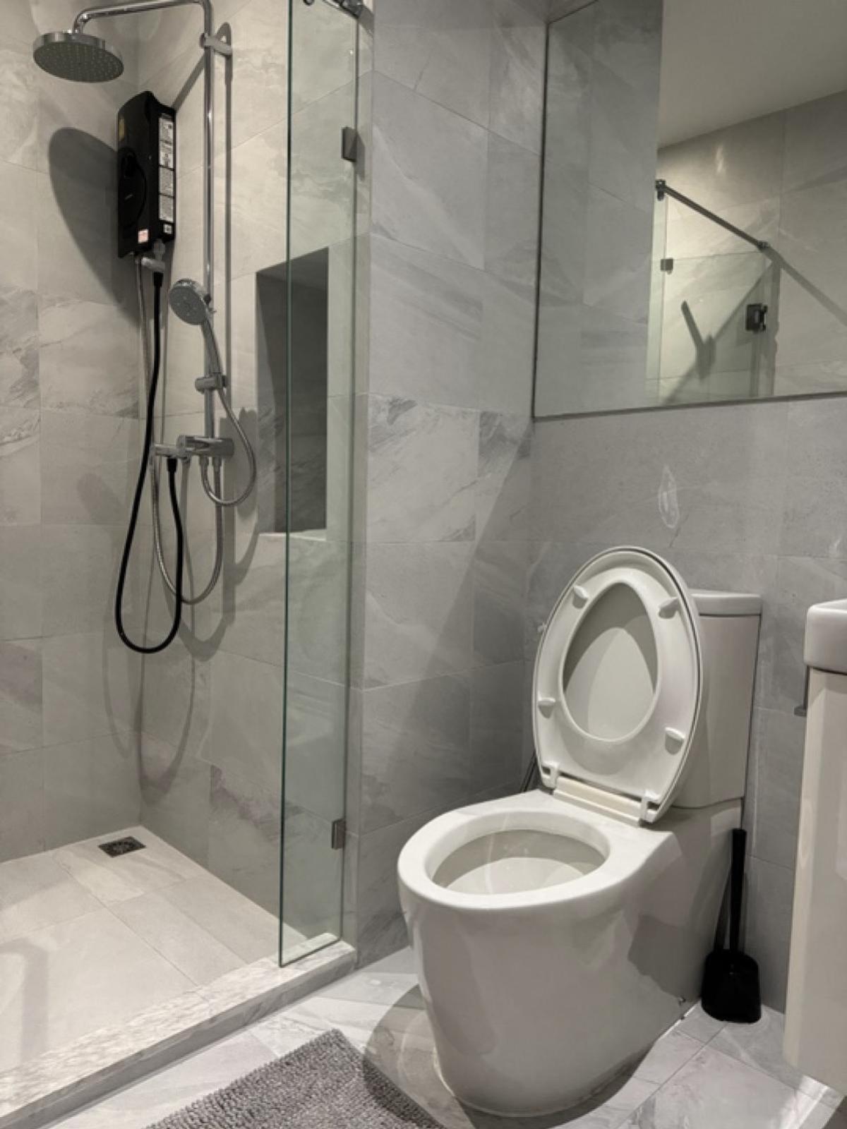 For RentCondoSukhumvit, Asoke, Thonglor : For Rent Condo , RHYTHM Ekkamai , BTS-Ekkamai , Khlong Tan Nuea , Watthana , Bangkok , CX-99608