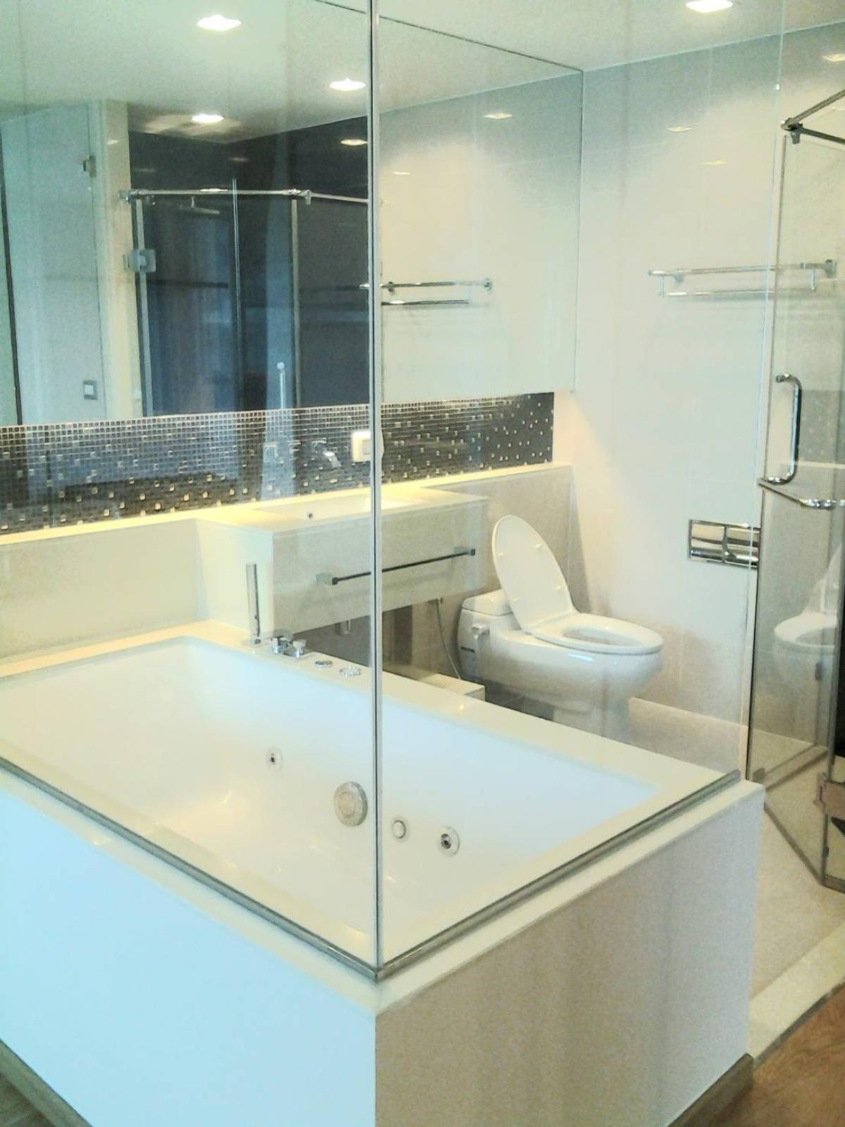 For RentCondoSathorn, Narathiwat : FOR RENT condo , The Address Sathorn , BTS-Saint Louis , Silom , Bang Rak , Bangkok , CX-31157
