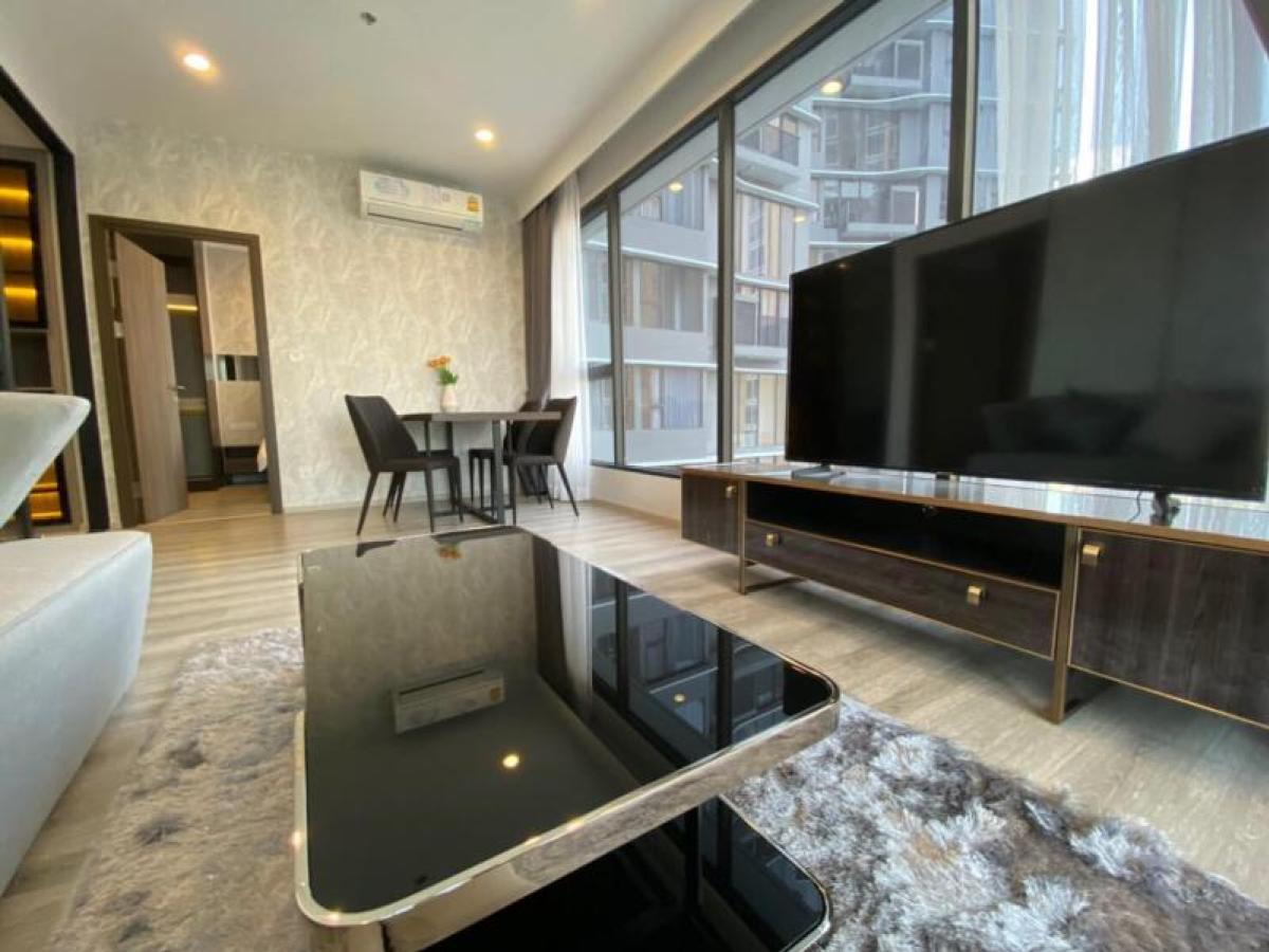 For RentCondoRama9, Petchburi, RCA : FOR RENT condo , Ideo Mobi Asoke , nice view , high floor , MRT-Phetchaburi , Bang Kapi , Huai Khwang , Bangkok , CX-06084