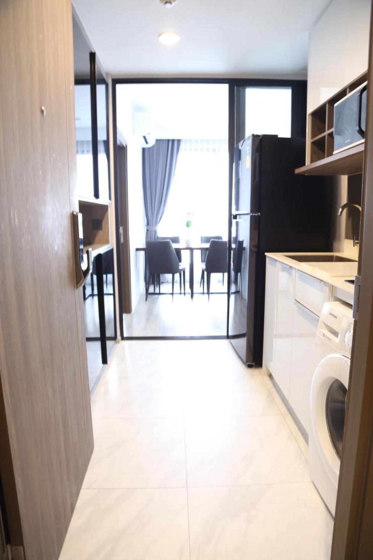 For RentCondoRama9, Petchburi, RCA : FOR RENT condo , Ideo Mobi Asoke , nice view , high floor , MRT-Phetchaburi , Bang Kapi , Huai Khwang , Bangkok , CX-06084