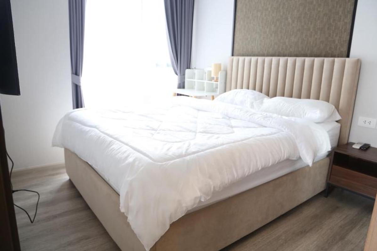 For RentCondoRama9, Petchburi, RCA : FOR RENT condo , Ideo Mobi Asoke , nice view , high floor , MRT-Phetchaburi , Bang Kapi , Huai Khwang , Bangkok , CX-06084