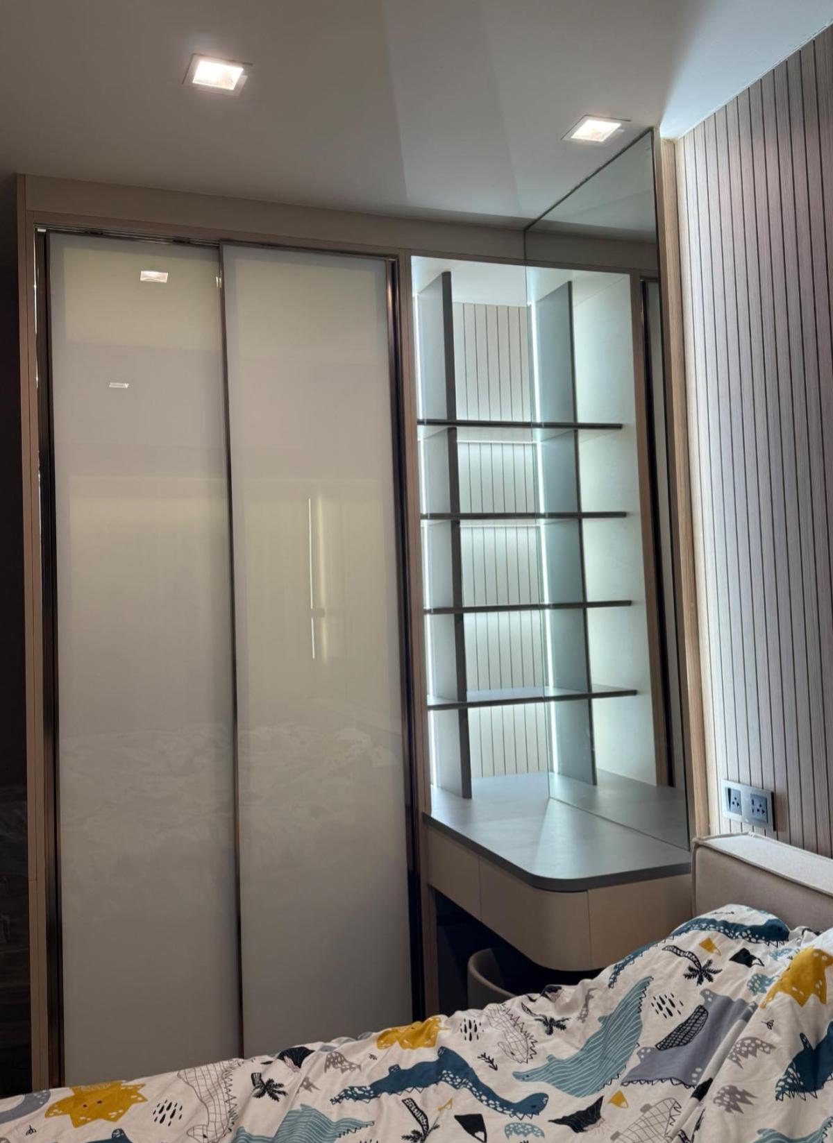 ให้เช่าคอนโดพระราม 9 เพชรบุรีตัดใหม่ RCA : เช่าคอนโด  ไลฟ์ อโศก ไฮป์ พระราม 9 MRT-พระราม 9 มักกะสัน เขต ราชเทวี กรุงเทพ CX-116389