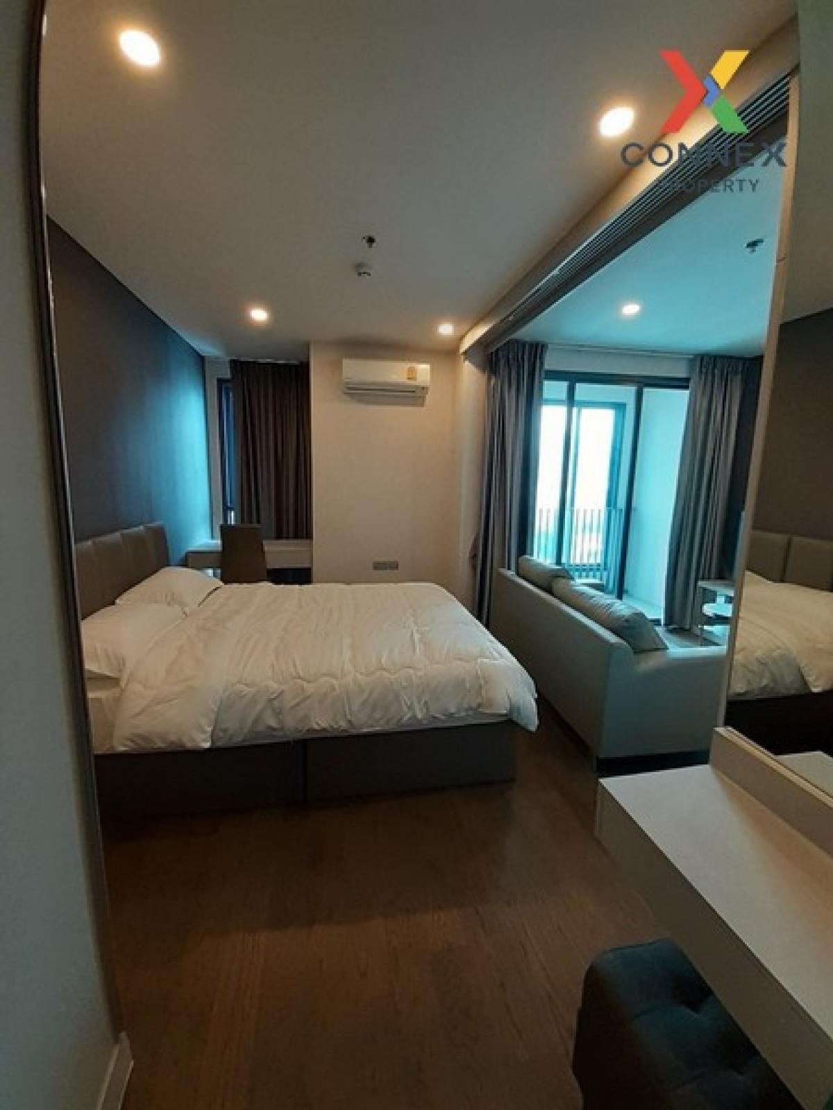 For RentCondoRatchathewi,Phayathai : FOR RENT condo , Ideo Q Siam-Ratchathewi , Duplex , high floor , BTS-Ratchathewi , Thung Phaya Thai , Rat Thewi , Bangkok , CX-00754