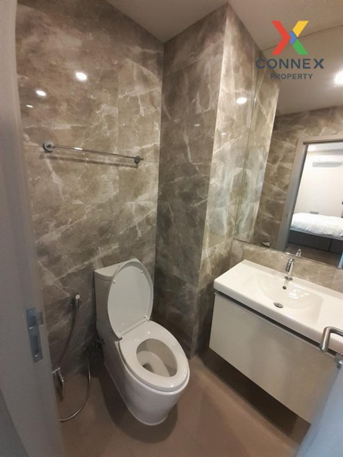 For RentCondoRatchathewi,Phayathai : FOR RENT condo , Ideo Q Siam-Ratchathewi , Duplex , high floor , BTS-Ratchathewi , Thung Phaya Thai , Rat Thewi , Bangkok , CX-00754