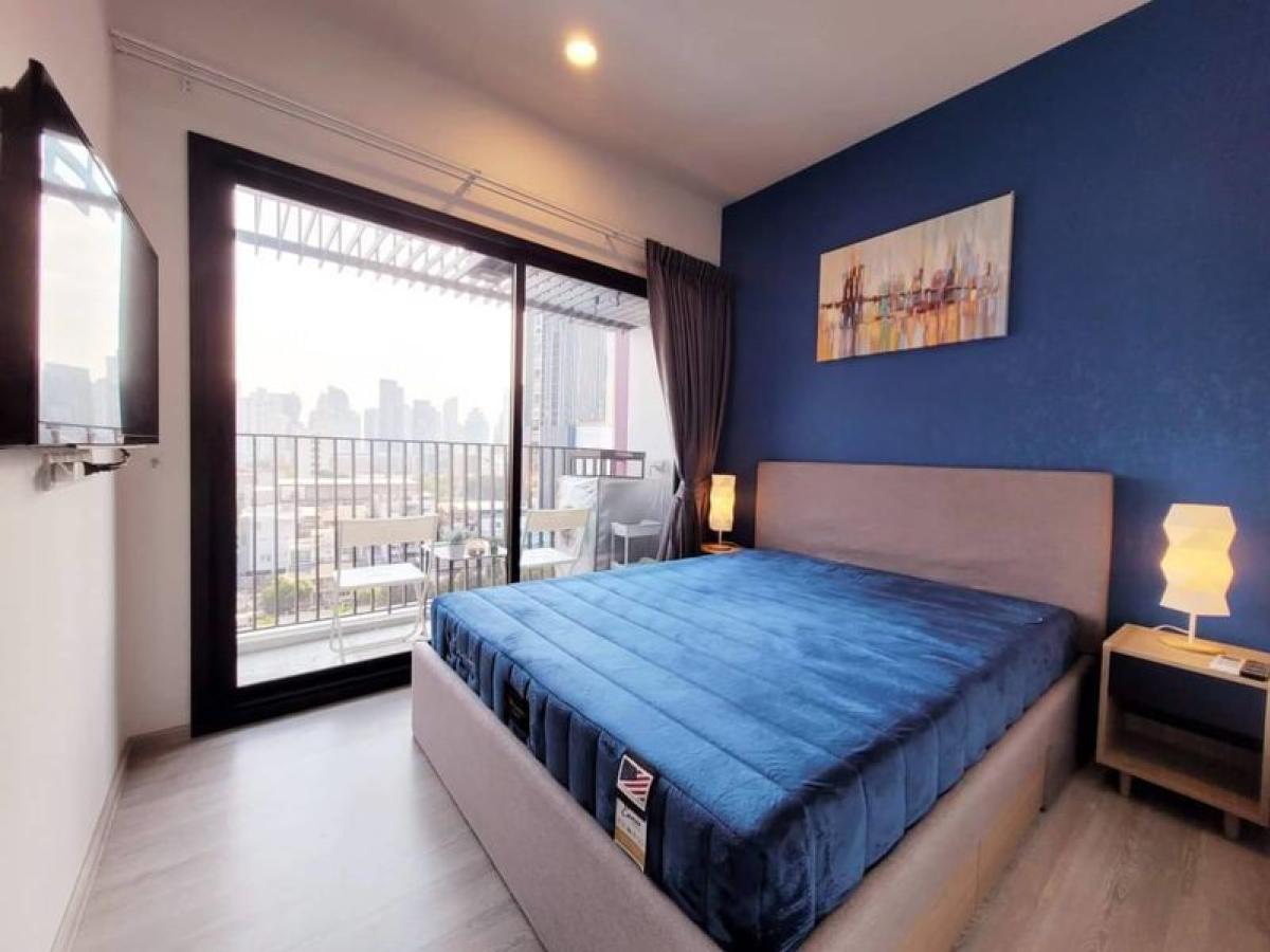 For RentCondoSukhumvit, Asoke, Thonglor : Rent XT Ekkamai 1 bedroom near Ekkamai BTS for only 19,000 baht/monthCondo with swimming pool, fitness center, and complete facilities!