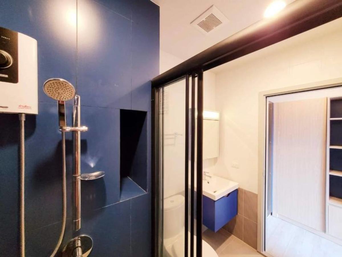 For RentCondoSukhumvit, Asoke, Thonglor : Rent XT Ekkamai 1 bedroom near Ekkamai BTS for only 19,000 baht/monthCondo with swimming pool, fitness center, and complete facilities!