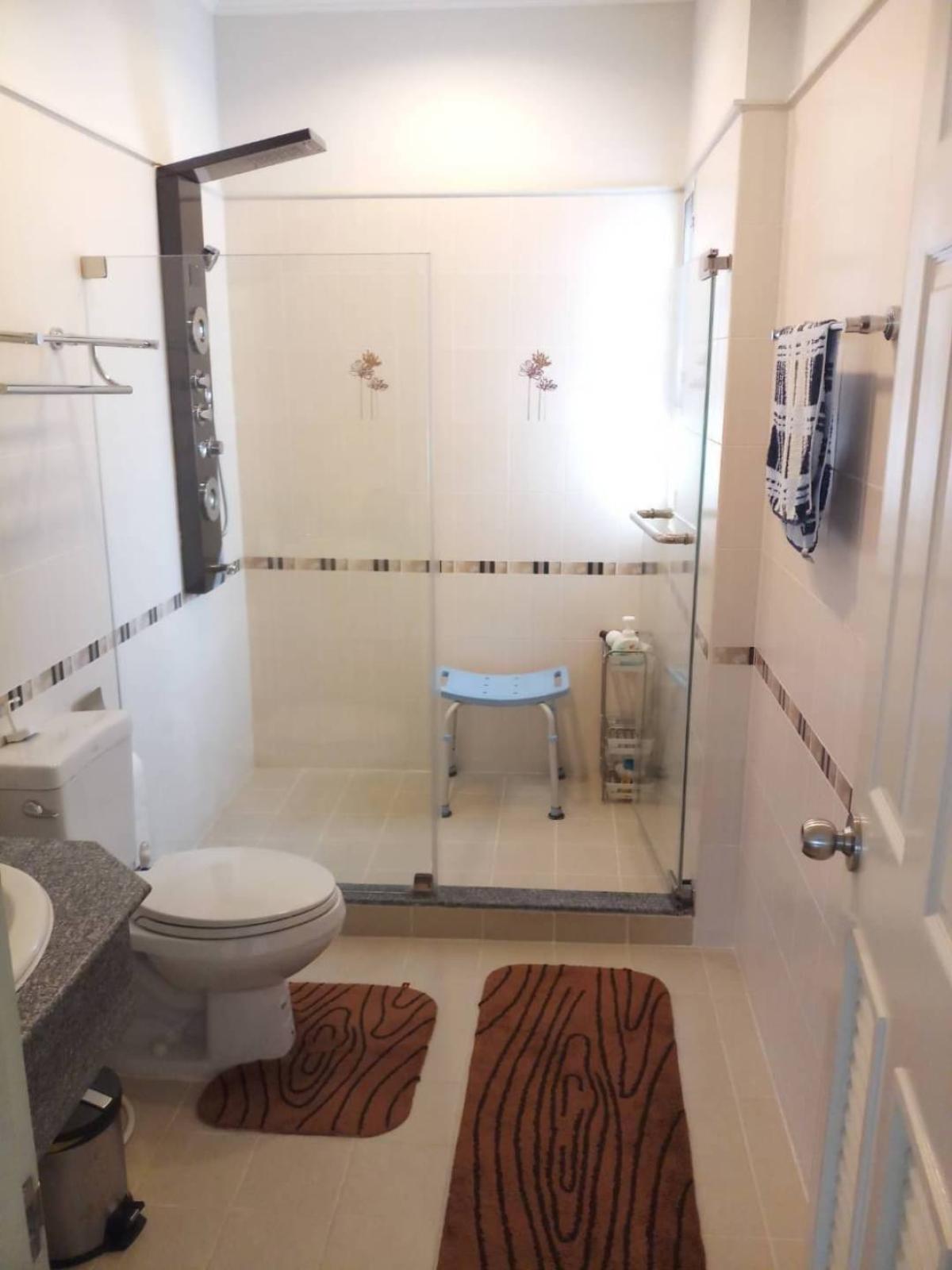 ขายบ้านลาดกระบัง สุวรรณภูมิ : 28/01/2026, บ้านภัทรา อ่อนนุช-วงแหวน ใกล้สโมสร พร้อมอยู่ หมู่บ้านร่มรื่น ถนนกว้าง ทำเลดี ใกล้สนามบินสุวรรณภูมิ ใกล้จุดขึ้น-ลง ทางด่วน มอเตอร์เวย์ ใกล้แอร์พอร์ตเรียลลิ้งค์ และห้างสรรพสินค้าครบครัน น้ำไม่ท่วม