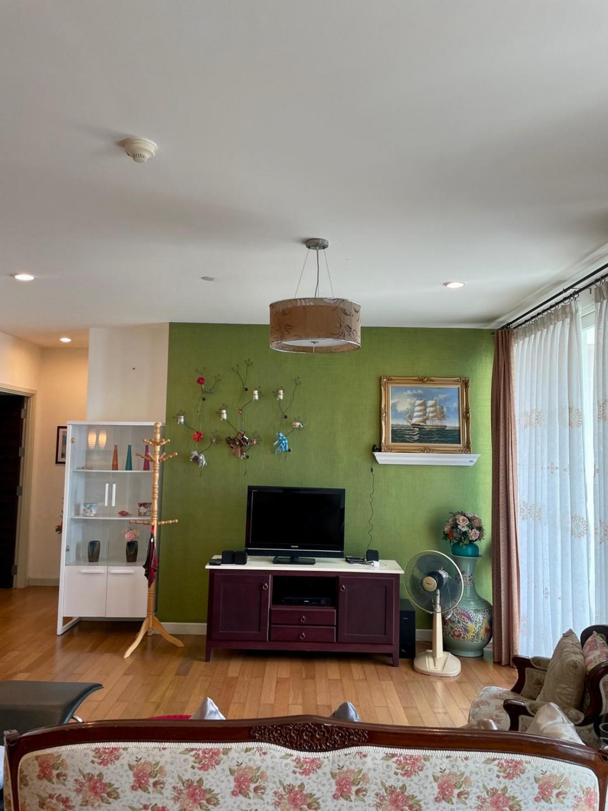 For SaleCondoWongwianyai, Charoennakor : 07/03/2026, Watermark Chaophraya River 3 bedrooms with stunning river viewOnly 19.5 million near BTS Taksin Bridge with complete facilities!