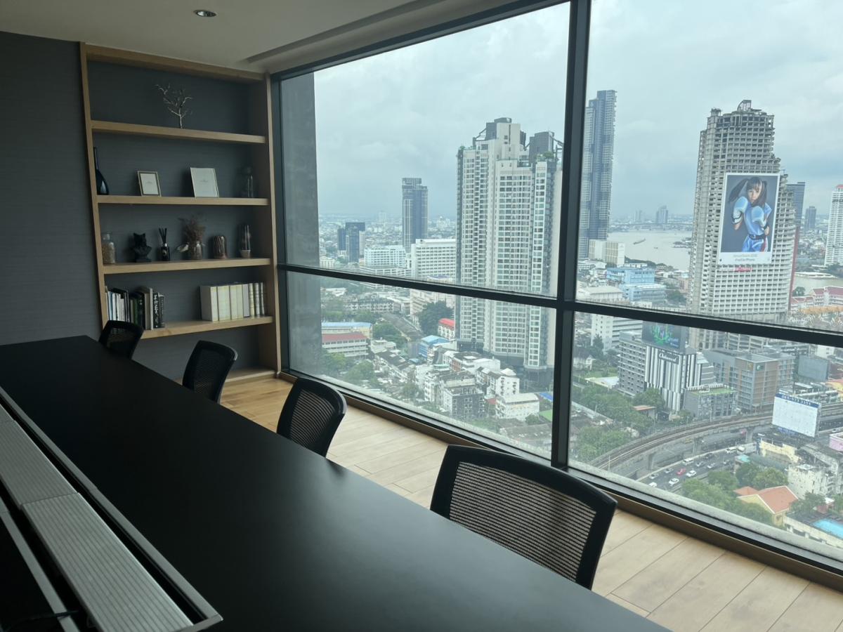 ขายคอนโดสาทร นราธิวาส : 03/04/2026, รวมค่าโอนคอนโด Noble Revo Silom 1 ห้องนอน ใกล้ BTS Surasak 
ราคาโดนใจ 4.9 ล้าน พร้อมสิ่งอำนวยความสะดวกสุดหรู! 0642748883