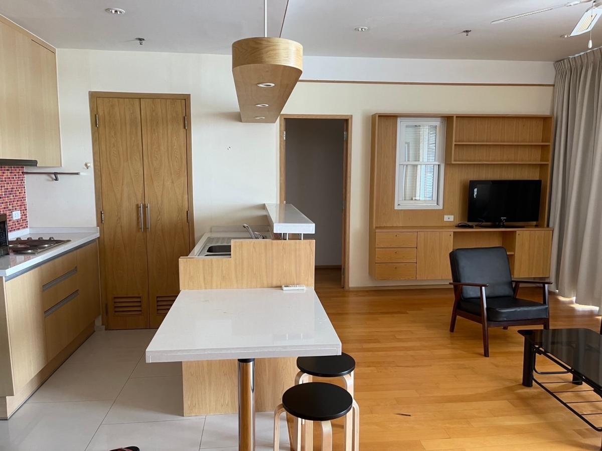 For SaleCondoRatchathewi,Phayathai : 03/04/2026, Super value Villa Rachatewi 2 bedrooms near BTS Ratchathewi
For sale at 14.9 million THB or rent at 37,000 THB/month with complete amenities! 0642748883