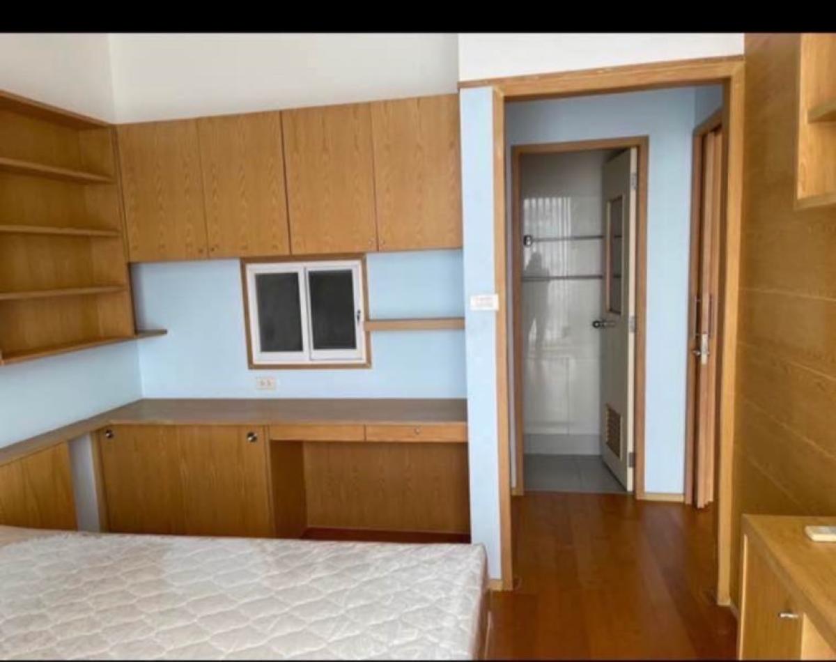 For SaleCondoRatchathewi,Phayathai : 03/04/2026, Super value Villa Rachatewi 2 bedrooms near BTS Ratchathewi
For sale at 14.9 million THB or rent at 37,000 THB/month with complete amenities! 0642748883