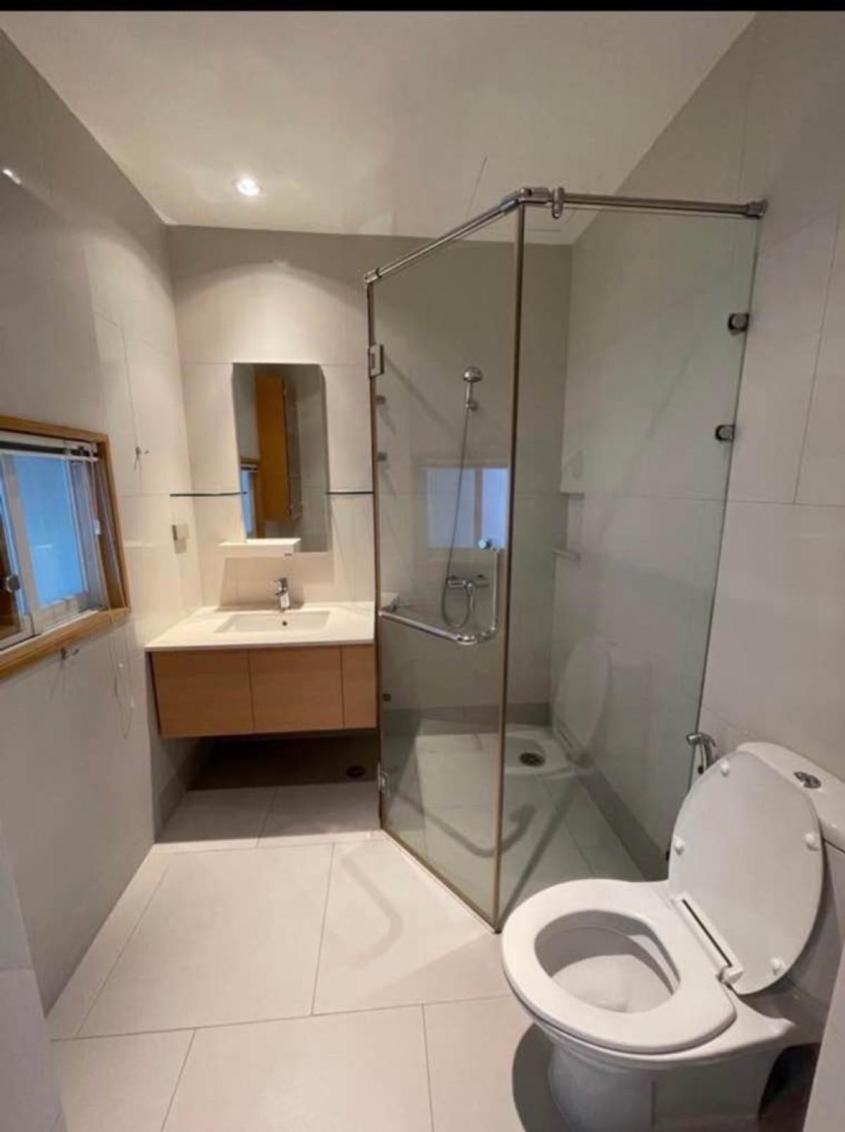 For SaleCondoRatchathewi,Phayathai : 03/04/2026, Super value Villa Rachatewi 2 bedrooms near BTS Ratchathewi
For sale at 14.9 million THB or rent at 37,000 THB/month with complete amenities! 0642748883