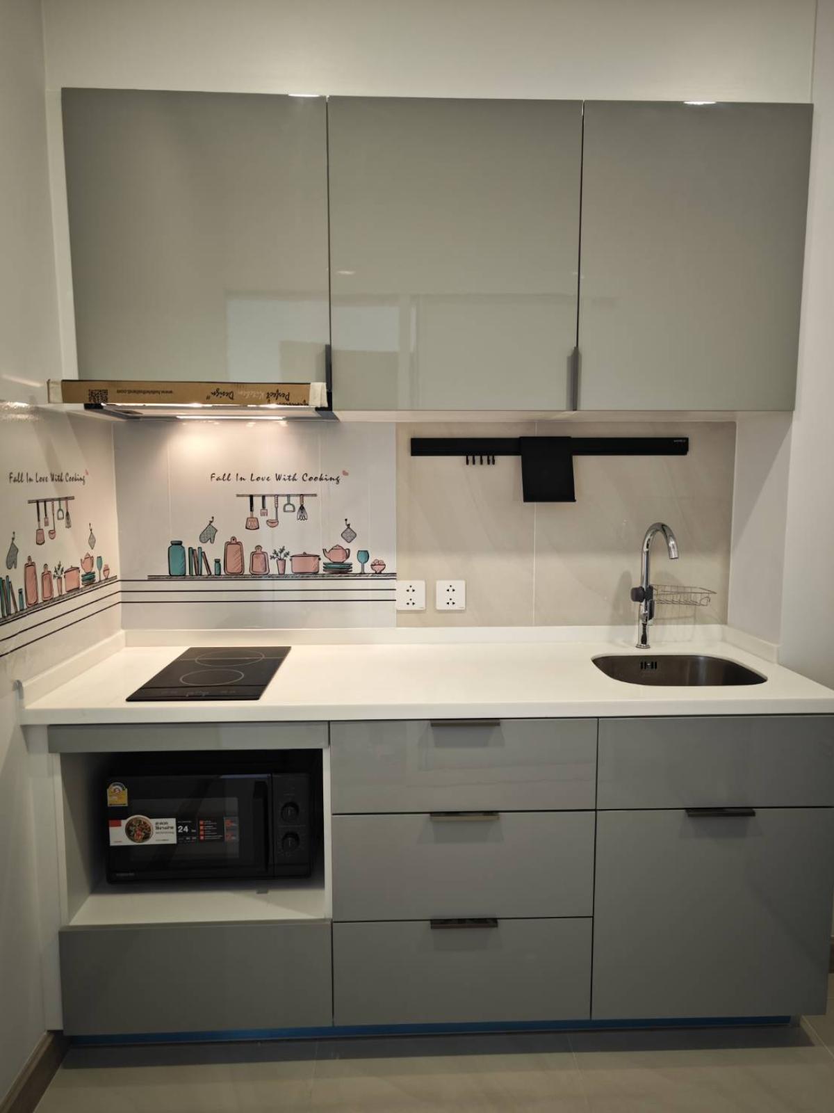 For SaleCondoSiam Paragon ,Chulalongkorn,Samyan : 03/04/2026, 🔥 Supalai Premier Si Phraya-Samyan Condo 55 sq.m. in the city center
Convenient transportation, near BTS/MRT Samyan, only 7.2 million THB! 0642748883