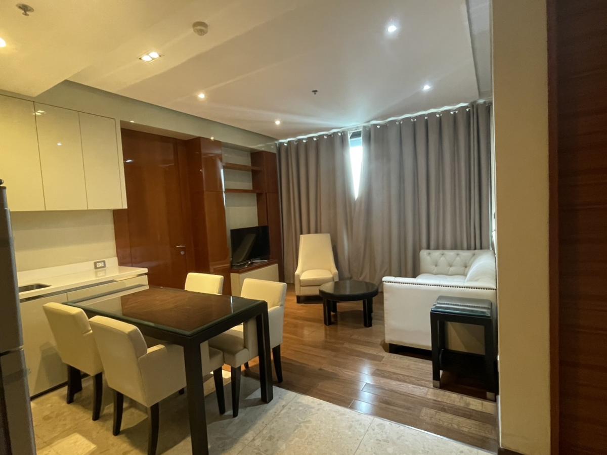 For SaleCondoSukhumvit, Asoke, Thonglor : 03/04/2026, Luxury condo The Address Sukhumvit 28 near BTS Phrom Phong
2 bedrooms 2 bathrooms for only 12.2 million Elegant and in the city center! 0642748883
