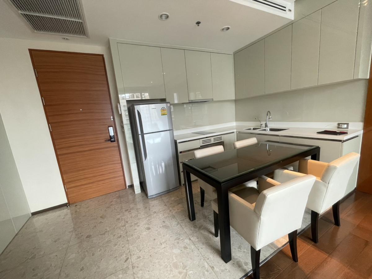 For SaleCondoSukhumvit, Asoke, Thonglor : 03/04/2026, Luxury condo The Address Sukhumvit 28 near BTS Phrom Phong
2 bedrooms 2 bathrooms for only 12.2 million Elegant and in the city center! 0642748883
