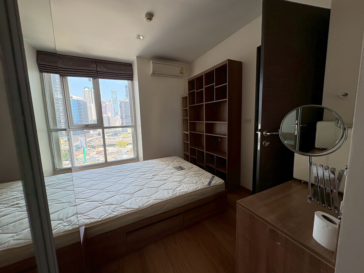 ให้เช่าคอนโดสาทร นราธิวาส : (for rent) RHYTHM Sathorn 🚆 ใกล้รถไฟฟ้า BTS สะพานตากสิน