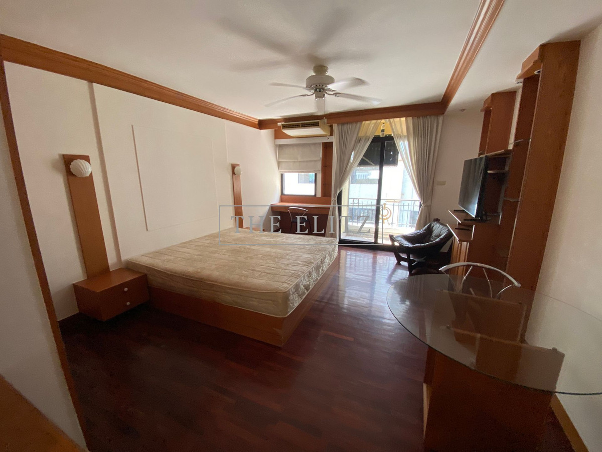 For RentCondoSilom, Saladaeng, Bangrak : ✨ Pipat Place | Beautiful room, peaceful atmosphere Luxury location in Sathorn - Silom, convenient to travel, ready to move in immediately ✔