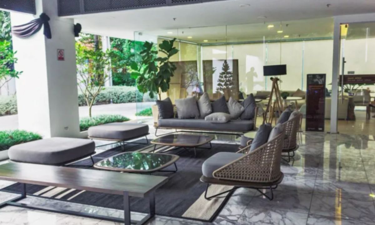 For SaleCondoSilom, Saladaeng, Bangrak : Dont miss! Siamese Sureong Rare Unit Room, Chula Zone, Sam Yan Easily released Silom The floor is not very high. Very rare. 2 bedrooms at this price. Do not miss! Interested contact 0876358339