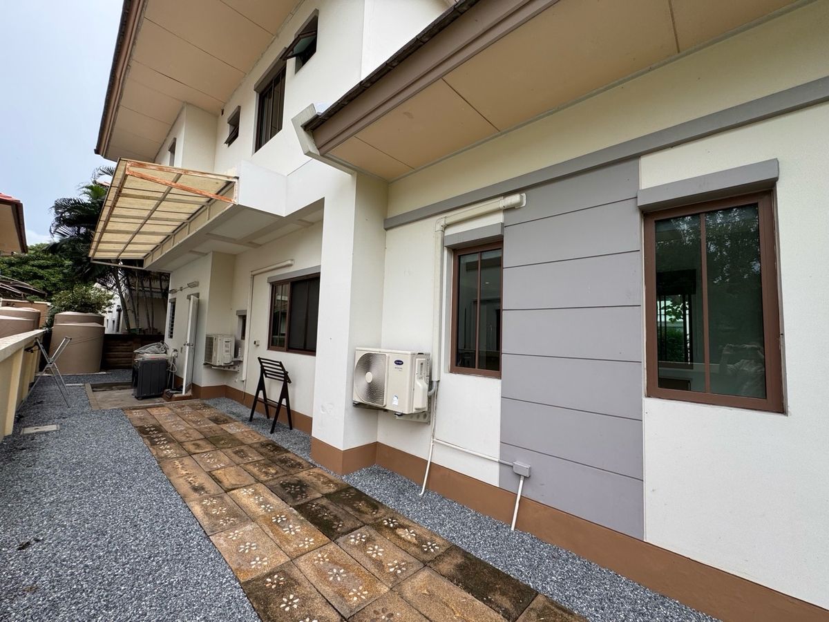 ให้เช่าบ้านบางนา แบริ่ง ลาซาล : 💥ForRent💥4Bed •  Setthasiri Bangna-Wongwaen 🏡 Next to Mega Bangna ‼️ 🐶 Pet Friendly with Big Garden 🌳 Ready to move in ‼️  Fully Furnished ✨