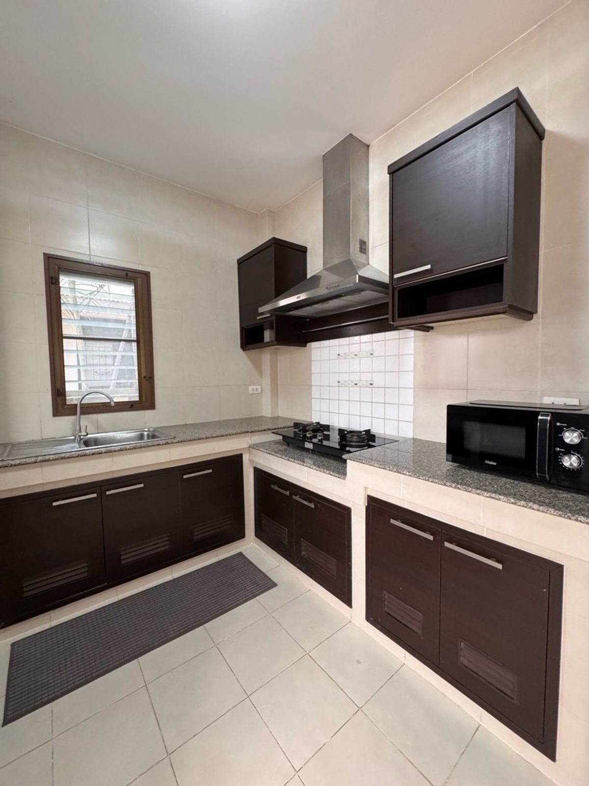 ให้เช่าบ้านบางนา แบริ่ง ลาซาล : 💥ForRent💥4Bed •  Setthasiri Bangna-Wongwaen 🏡 Next to Mega Bangna ‼️ 🐶 Pet Friendly with Big Garden 🌳 Ready to move in ‼️  Fully Furnished ✨