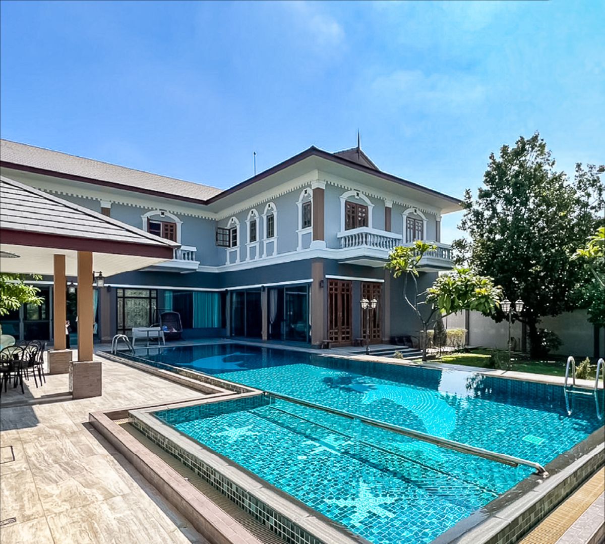 ขายบ้านวิภาวดี ดอนเมือง หลักสี่ : 🏡บ้านเดี่ยวหรู คฤหาสน์ ในซอย แสงหวี5 พร้อมสระว่ายน้ำขนาดใหญ่ ราคาพิเศษ เพียง 38 ล้าน 