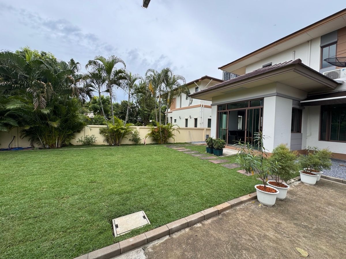 ให้เช่าบ้านบางนา แบริ่ง ลาซาล : 💥ForRent💥4Bed •  Setthasiri Bangna-Wongwaen 🏡 Next to Mega Bangna ‼️ 🐶 Pet Friendly with Big Garden 🌳 Ready to move in ‼️  Fully Furnished ✨