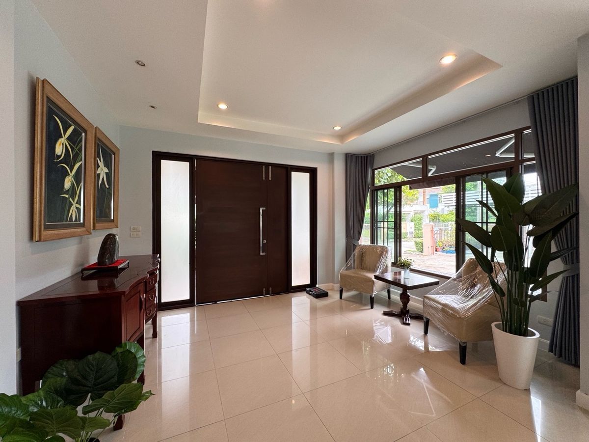 ให้เช่าบ้านบางนา แบริ่ง ลาซาล : 💥ForRent💥4Bed •  Setthasiri Bangna-Wongwaen 🏡 Next to Mega Bangna ‼️ 🐶 Pet Friendly with Big Garden 🌳 Ready to move in ‼️  Fully Furnished ✨