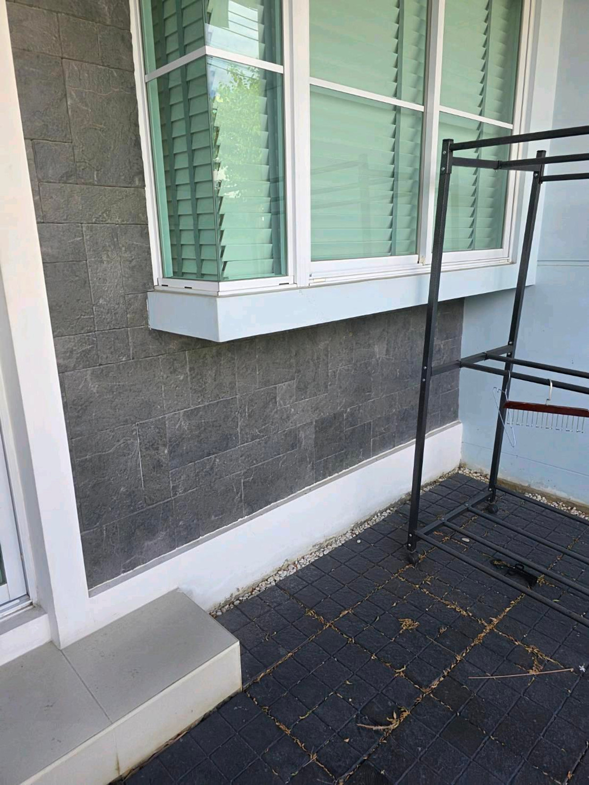 ให้เช่าทาวน์โฮมบางนา แบริ่ง ลาซาล : ทำเลทอง! หลังเมกาบางนา เดินเพียง 2 นาที บ้านว่างพร้อมเข้าอยู่ สามารถนัดดูได้ทุกวัน
อยู่โซนแรก ไม่รอดใต้ทางด่วน 💰 ราคาเช่า : 40,000 บาท/เดือนราคาต่อรองได้